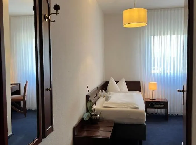 Garni Geisler Colonia