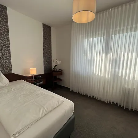 Hotel Garni Geisler 3*