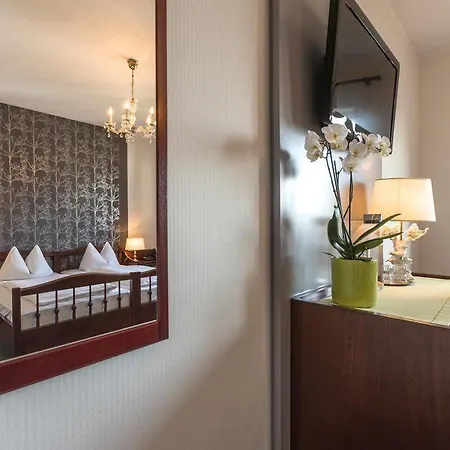 Garni Geisler 3* Köln